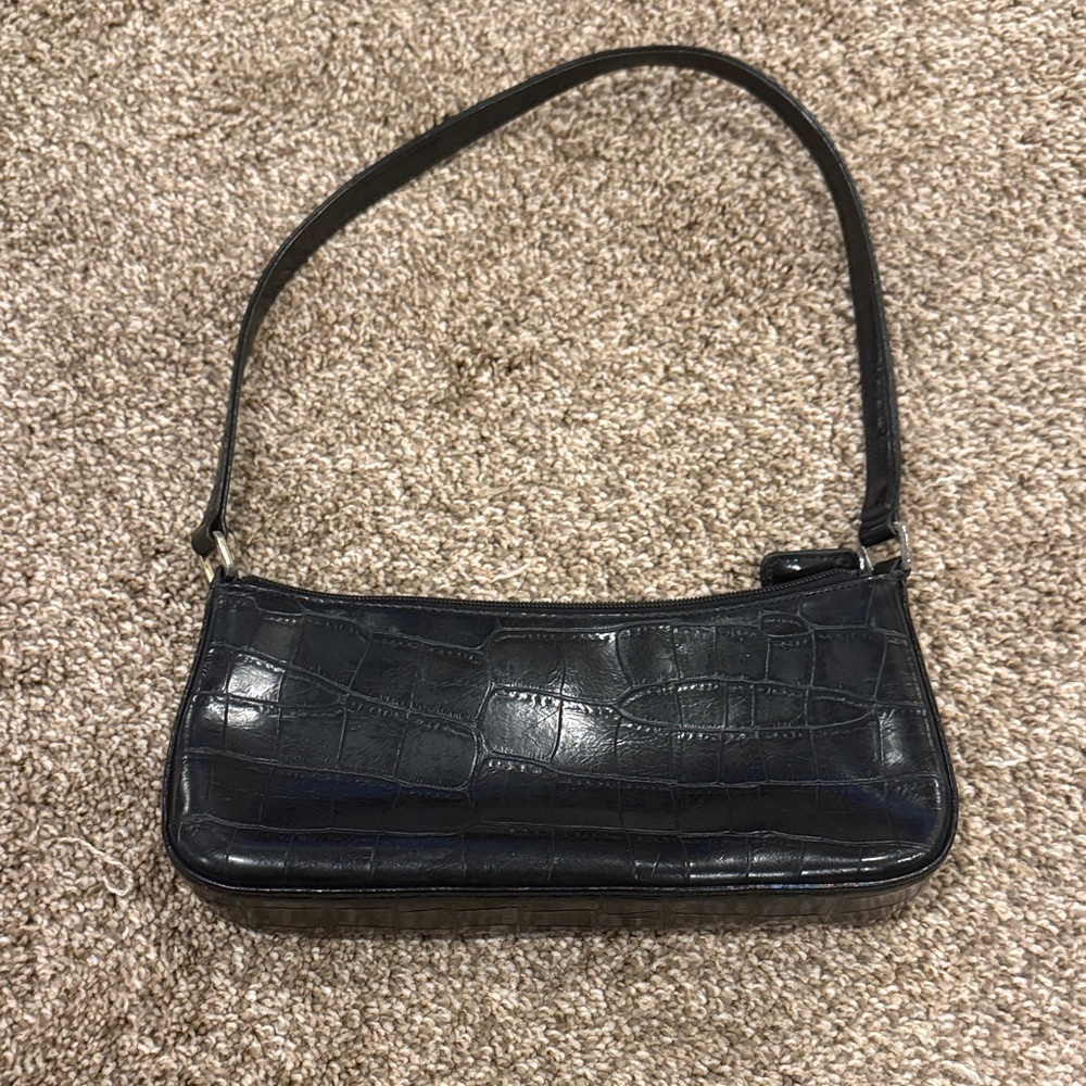 Amanda Smith Black Crocodile-Pattern Shoulder Bag - image 1